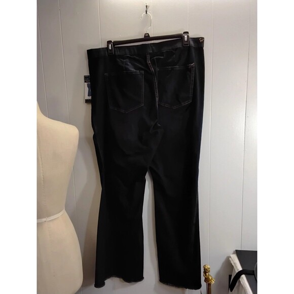 Sofia Jeans Women’s Plus Size Melisa Flare High Rise Pull On Jeans Size 20W - Picture 3 of 5